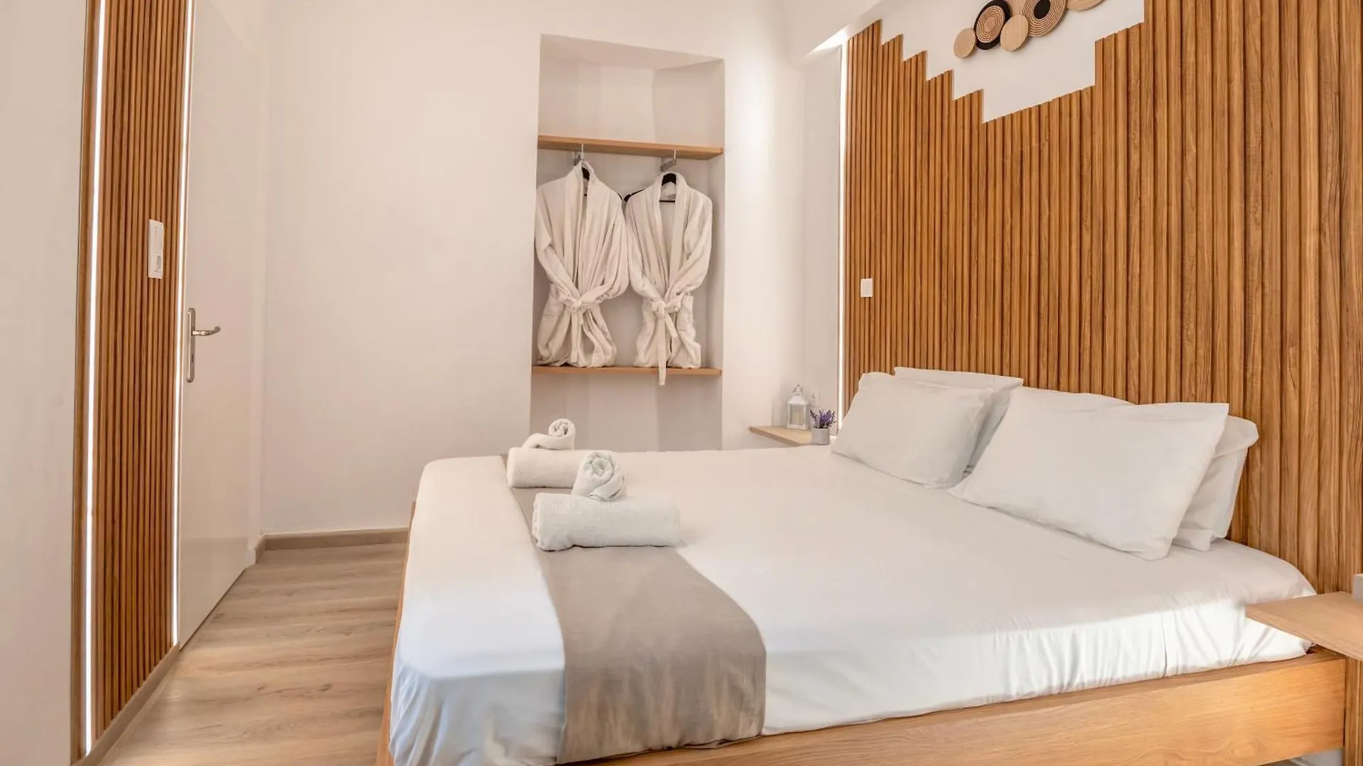 Vincenzo Harmony Ii- Rethymno Old Town Aparthotel