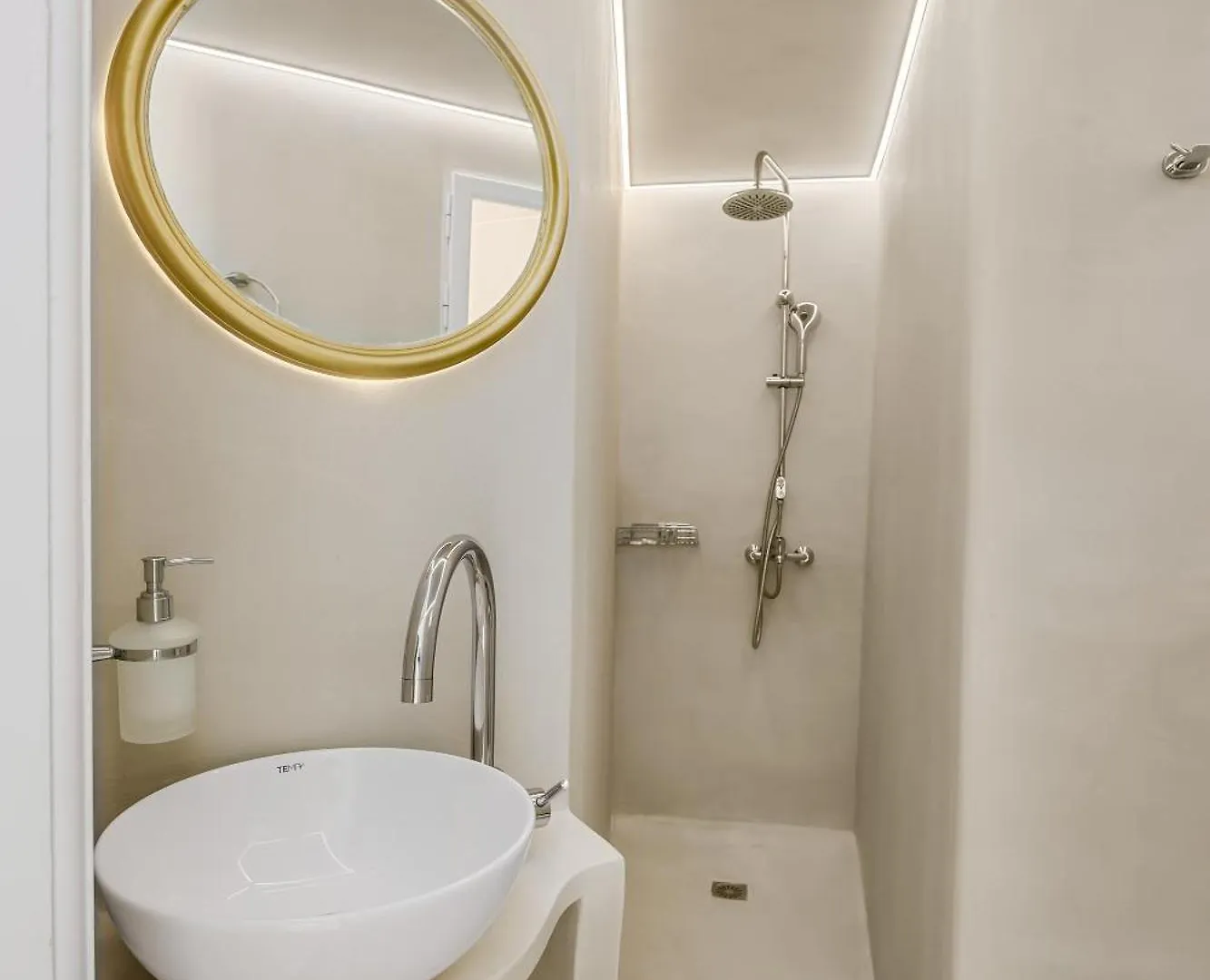 Vincenzo Harmony Ii- Rethymno Old Town Aparthotel