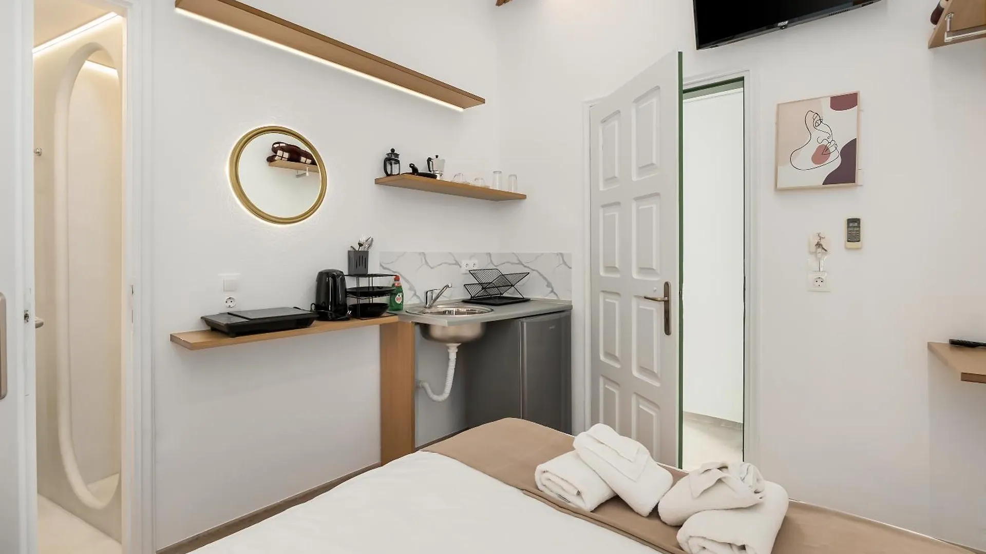 Vincenzo Harmony Ii- Rethymno Old Town Aparthotel 0*, Rethymno (Crete)